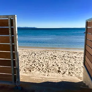 https://le-club-des-cigales.fr-provencehotel.com