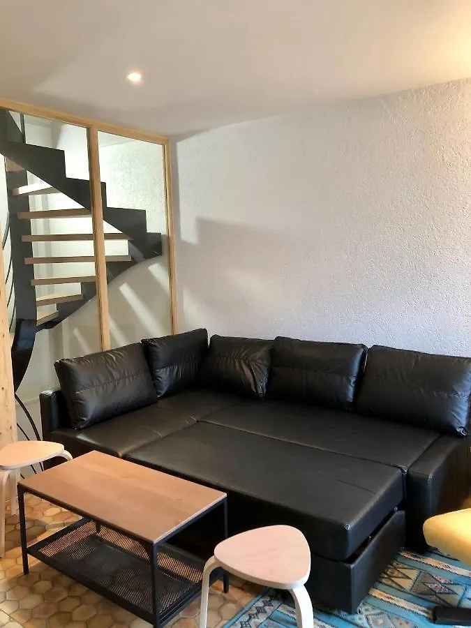 Maison des pêcheurs vue lac a 50m du port dans quartier historique Thonon-les-Bains
